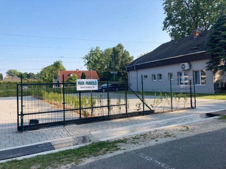 Lido Riviera, Relux Apartman Balatonlelle Zewnętrze zdjęcie