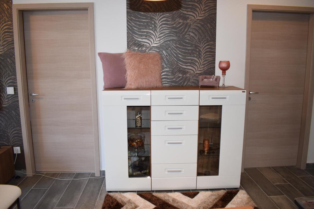 Lido Riviera, Relux Apartman Balatonlelle Zewnętrze zdjęcie