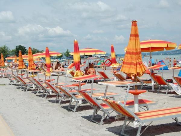 Lido Riviera, Relux Apartman Balatonlelle Zewnętrze zdjęcie