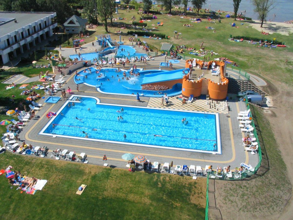 Lido Riviera, Relux Apartman Balatonlelle Zewnętrze zdjęcie